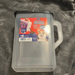 Buddiez Pet Food Dispenser with Black Lid